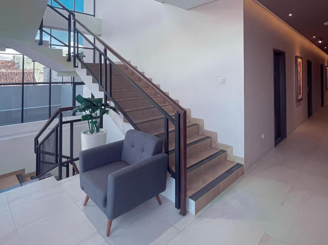 Aj Boutique Hotel ยอกยาการ์ตา ภายนอก รูปภาพ